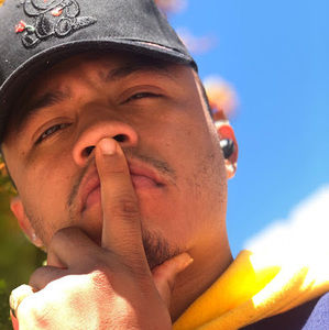 Meet your Posher, Luis